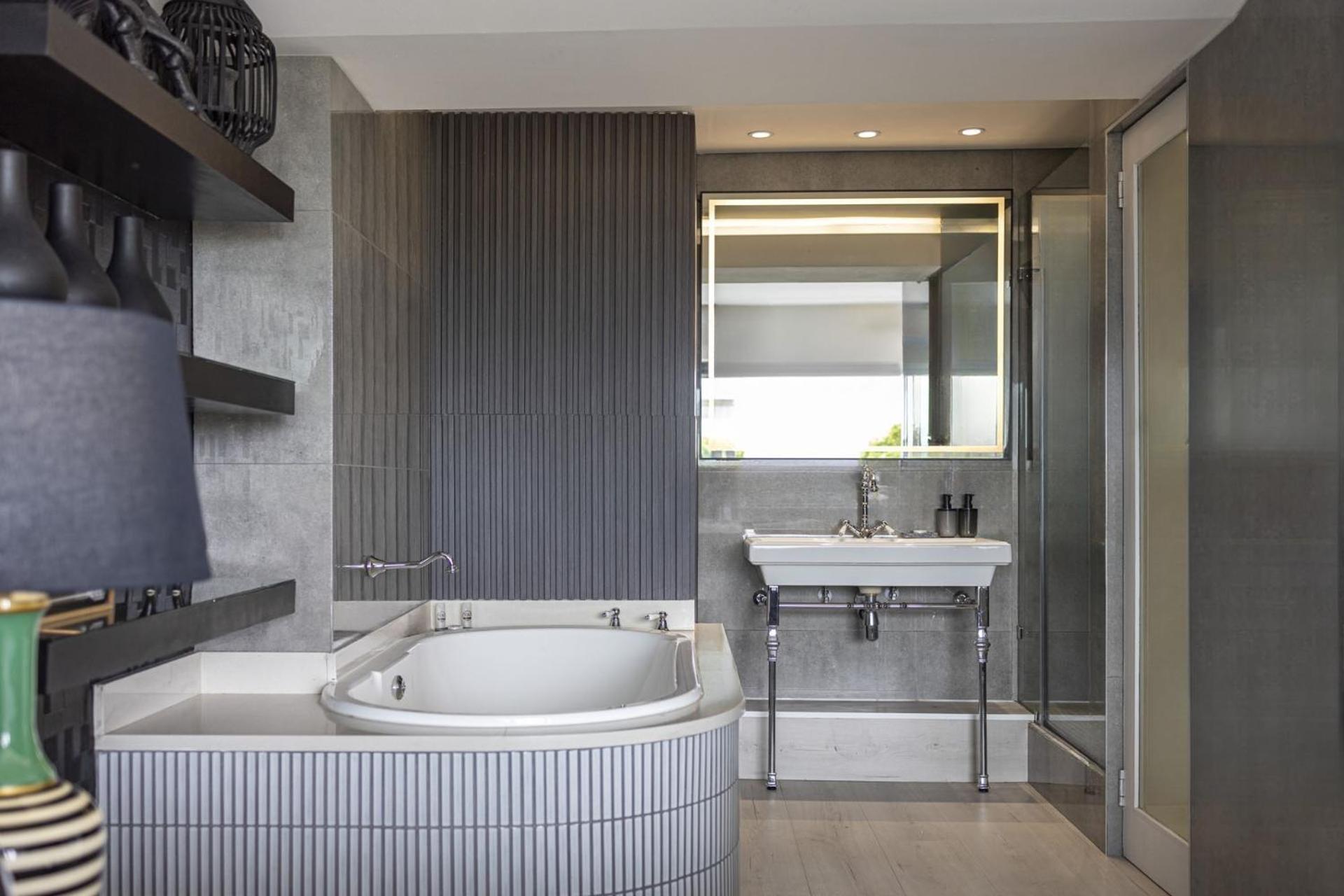 Clifton Yolo Spaces - Clifton Beachfront Executive Apartment Кейптаун Екстериор снимка